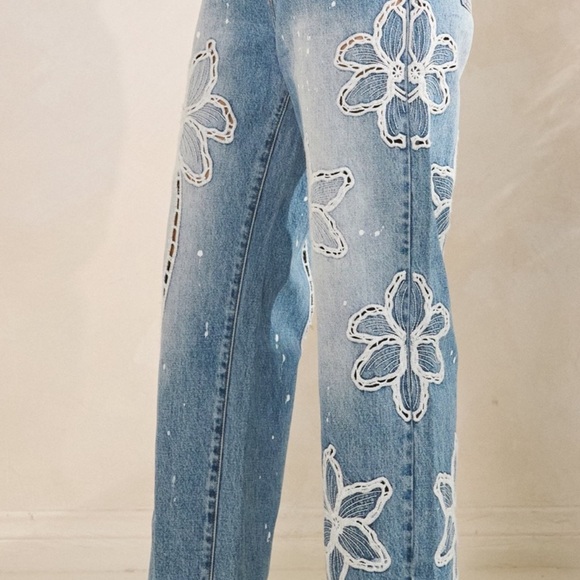 Oli & Hali Floral Embroidered Jeans - Picture 5 of 5